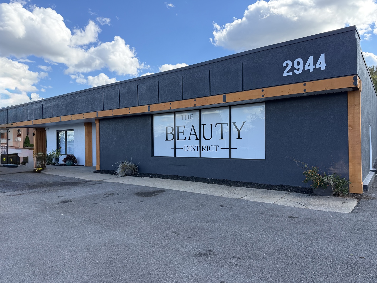 Exterior of The Beauty District salon at 2944 Erie Blvd East, Syracuse, NY